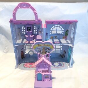 Vintage FISHER PRICE Sweet Streets Pet Parlor Play set Fold & Carry Dollhouse